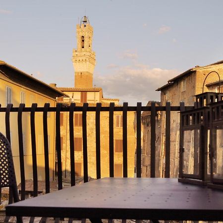 La Costarella - Central With Cozy Terrace Siena Eksteriør bilde
